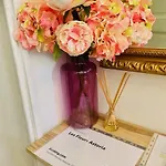 Les Fleurs Astoria