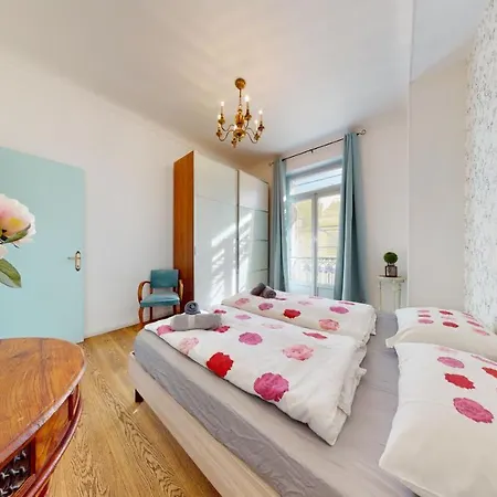 Apartment Les Fleurs Astoria Menton